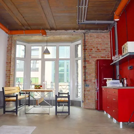 Апартаменти Arena Loft *