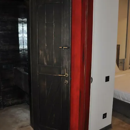 Arena Loft Апартаменти Київ